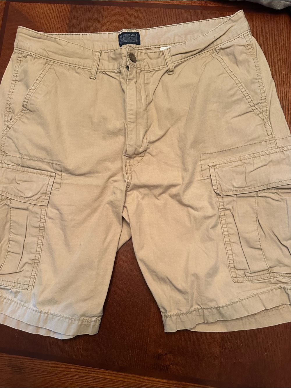 Levi's Beige Cargo Shorts with Multiple Pockets
